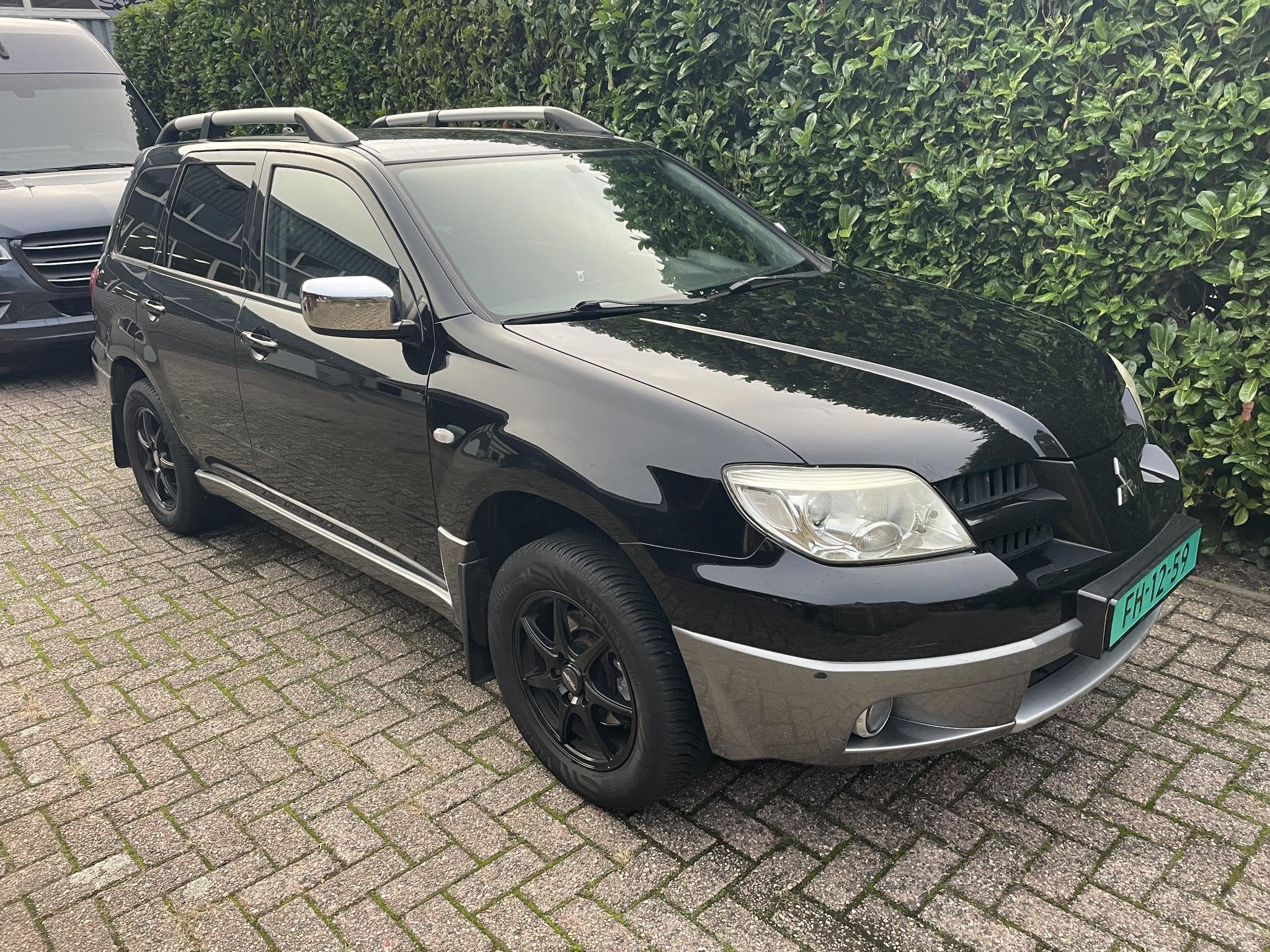 Mitsubishi Outlander Sport OUTLANDER SPORT MPI 2.0 Invite+ A, Auto's, Voorwielaandrijving, 4 cilinders, Met garantie (alle), Zwart