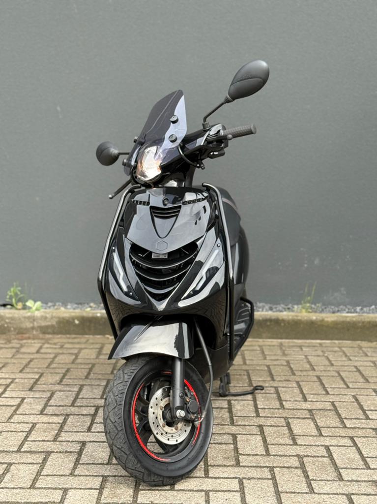 Piaggio ZIP iGET 2019 1e EIGENAAR! BLACK ON BLACK SP, Ophalen, Maximaal 45 km/u, Zip, Zo goed als nieuw