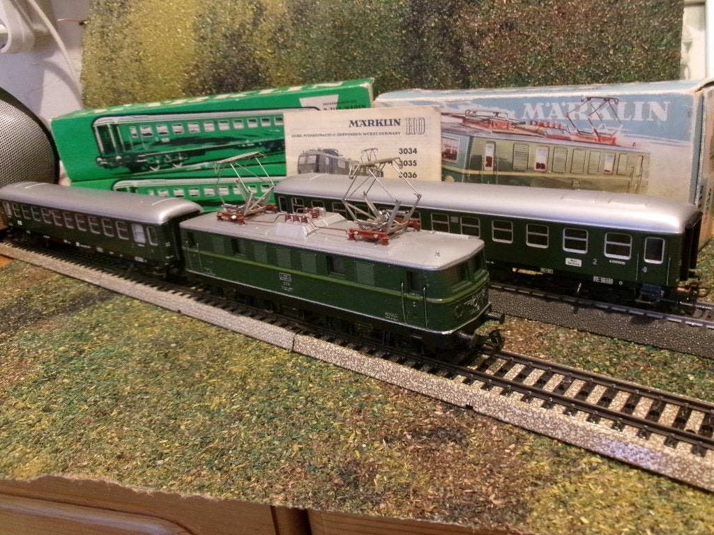Marklin 3036 OVP boekje (2 x 4033) OBB Verzenden kan ook, Ophalen, Wisselstroom, Locomotief, Zo goed als nieuw