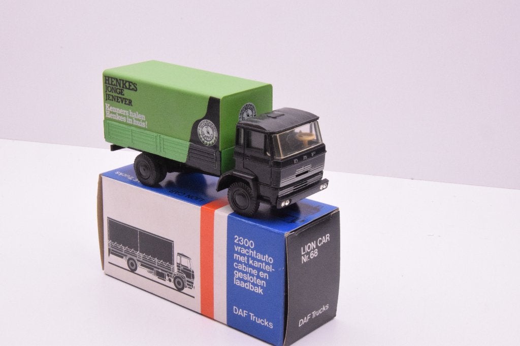 DAF 2000  '' Henkes  jonge jenever  ''   Lion Car, Ophalen of Verzenden, Zo goed als nieuw, Bus of Vrachtwagen, Lion Toys