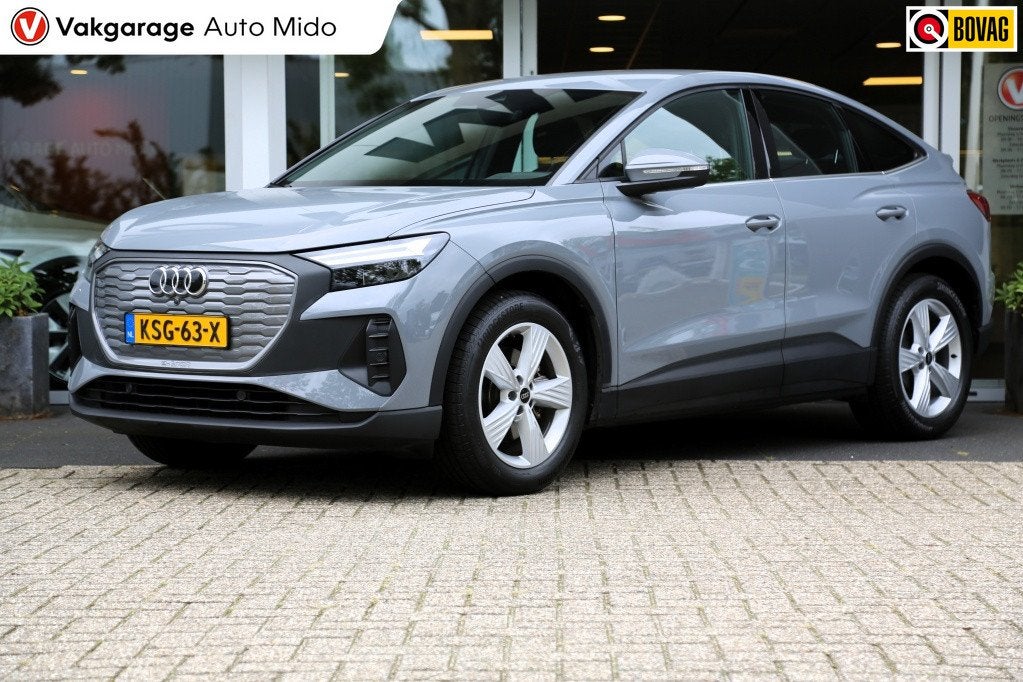 Audi Q4 Sportback e-tron 35 Edition 55 kWh | 1e eigenaar | S, Auto's, Gebruikt, Zwart, Origineel Nederlands, 420 min
