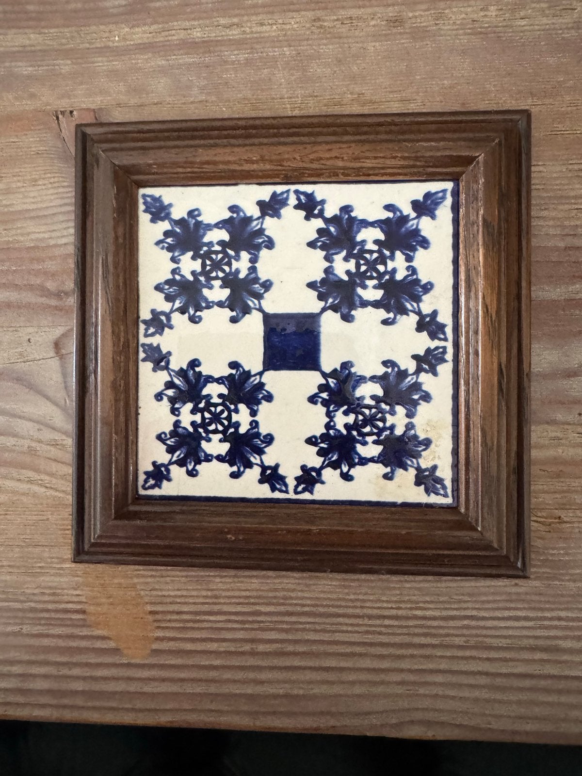 Delfts blauw tegel in houten lijst, Ophalen of Verzenden