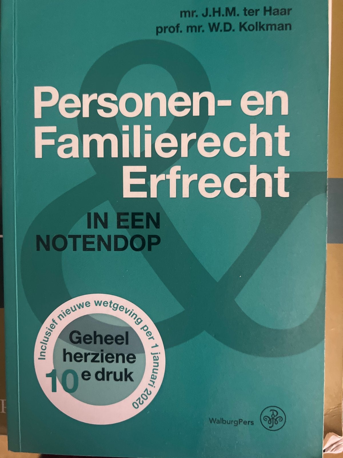Personen- en Familierecht & Erfrecht in een notendop, Ophalen of Verzenden, Gamma, Zo goed als nieuw, HBO