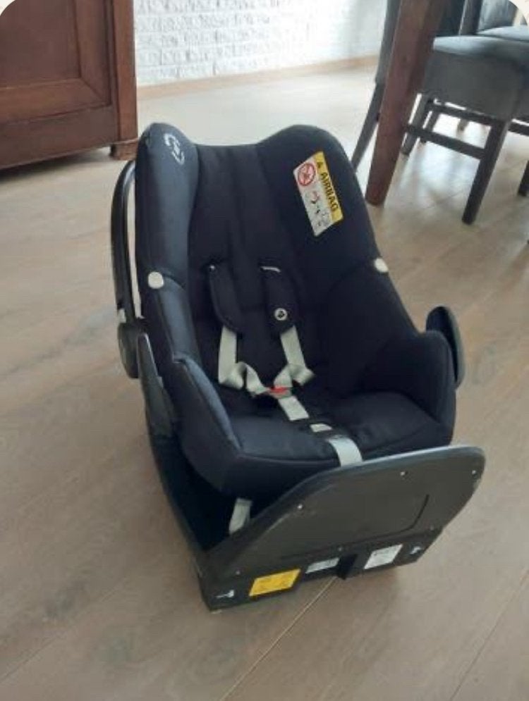 Maxi-Cosi baby autostoel – zo goed als nieuw, Autogordel, 9 t/m 18 kg, Ophalen of Verzenden, Zo goed als nieuw