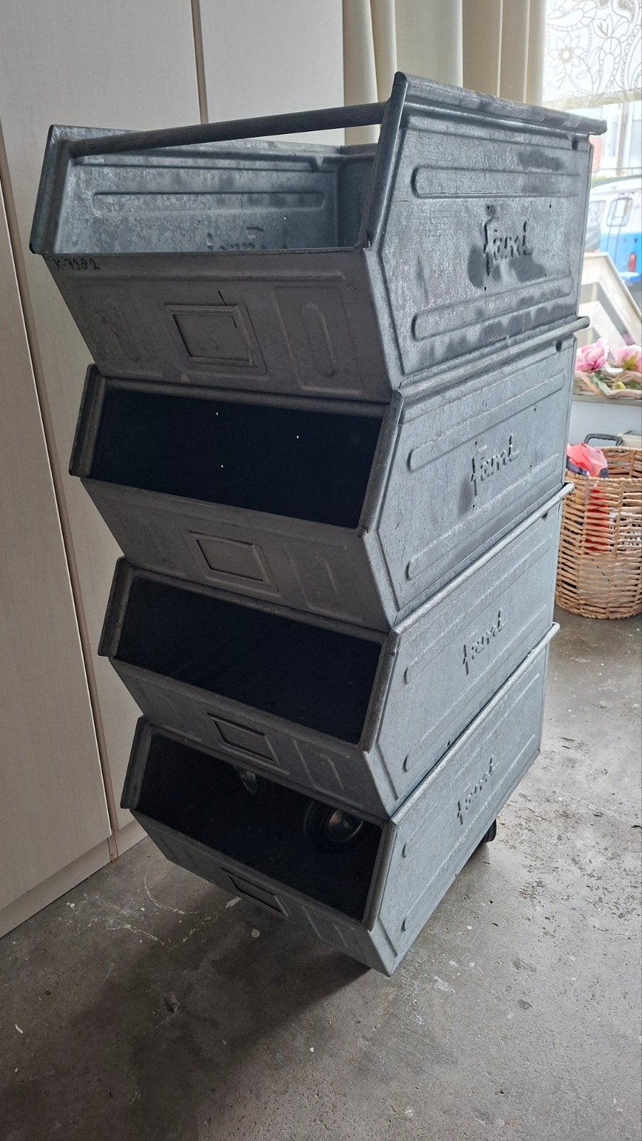 Stapelbakken industrieel vintage, Ophalen, 200 cm of meer, Minder dan 50 cm