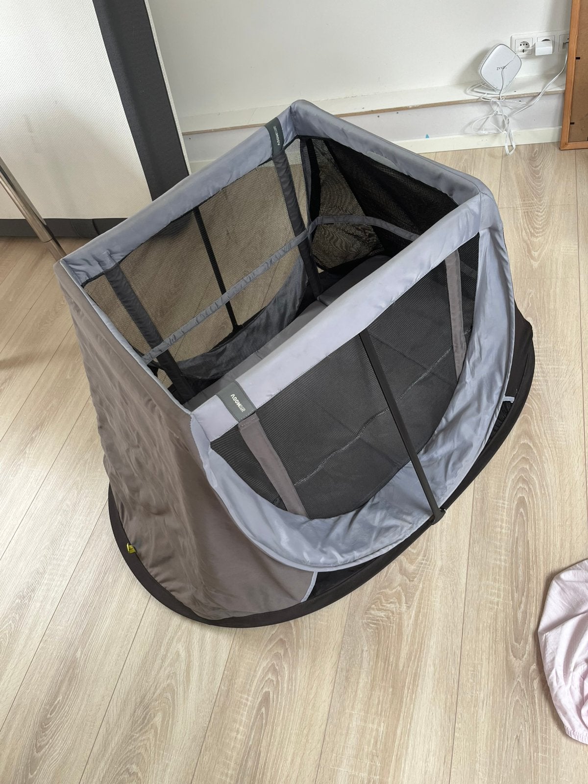 Pop-up box/bed van Aeromov, Ophalen, Gebruikt, Reisbedje