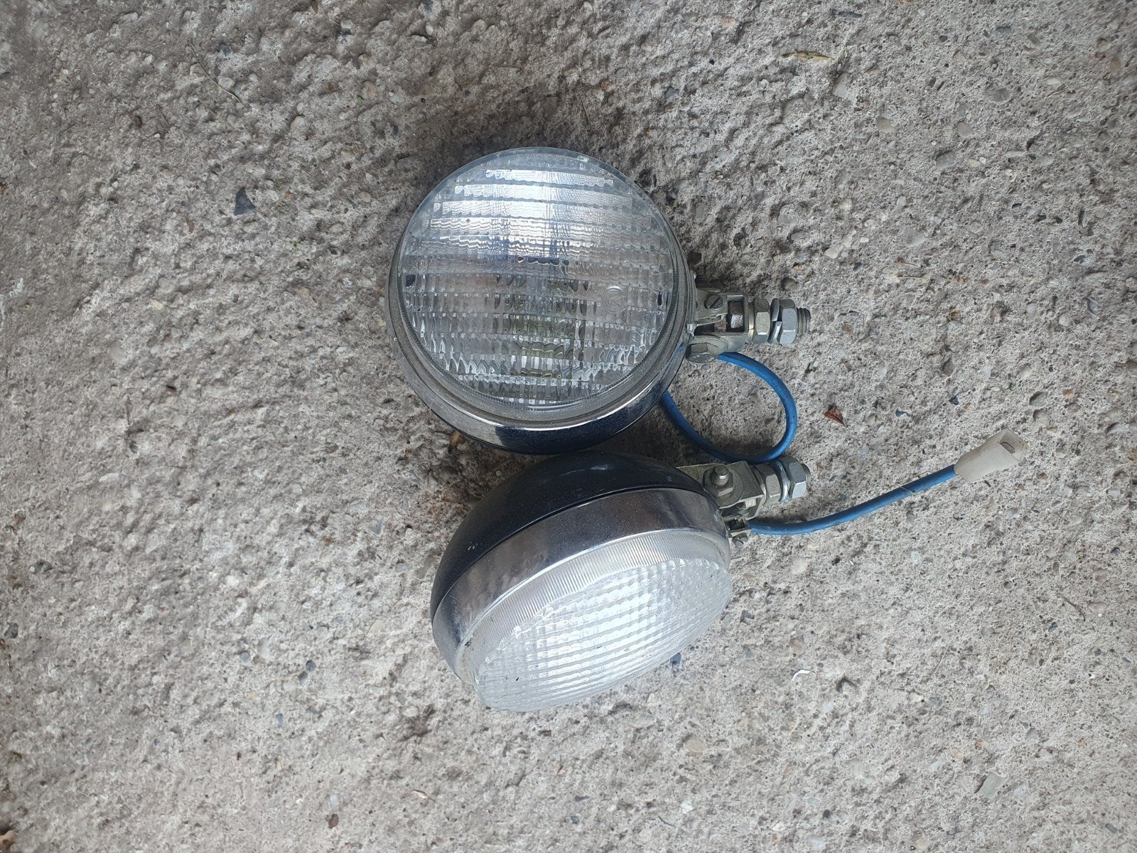 Koplampen 13cm doorsnee, Ophalen