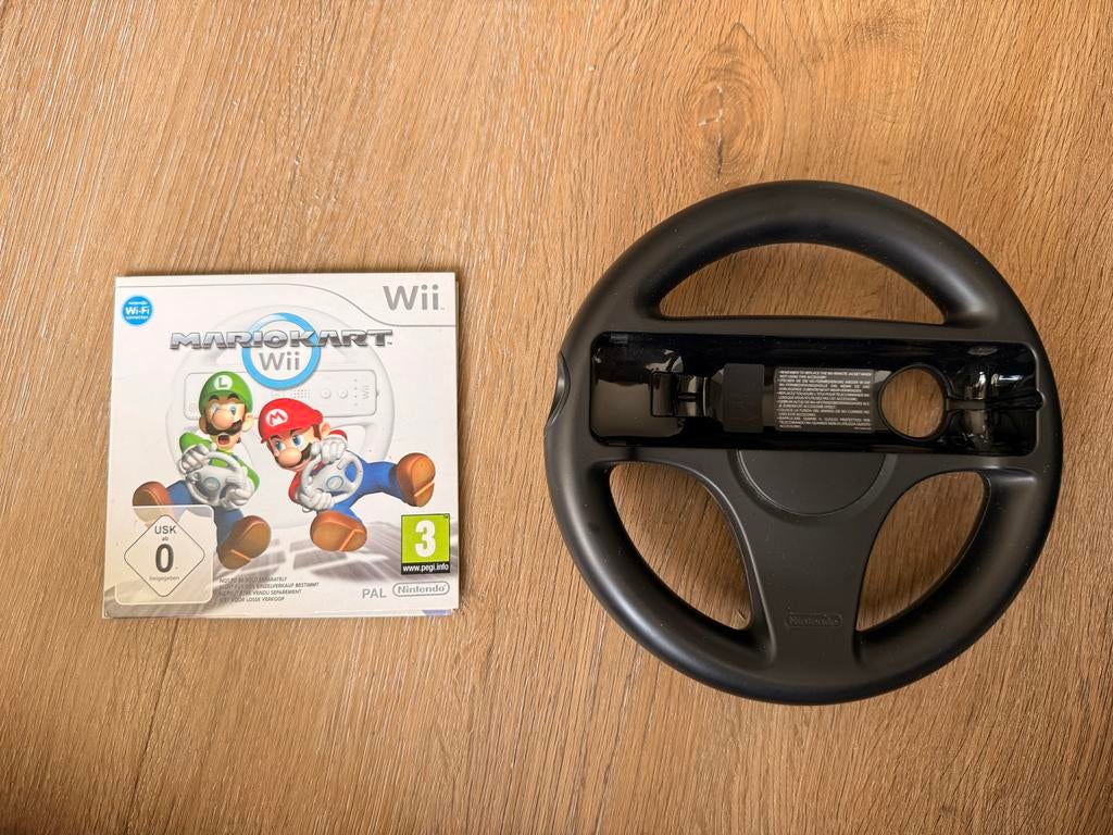 Mario Kart Wii met Wii Wheel - Compleet en in goede staat, Racen en Vliegen, Eén computer, Ophalen of Verzenden, Zo goed als nieuw