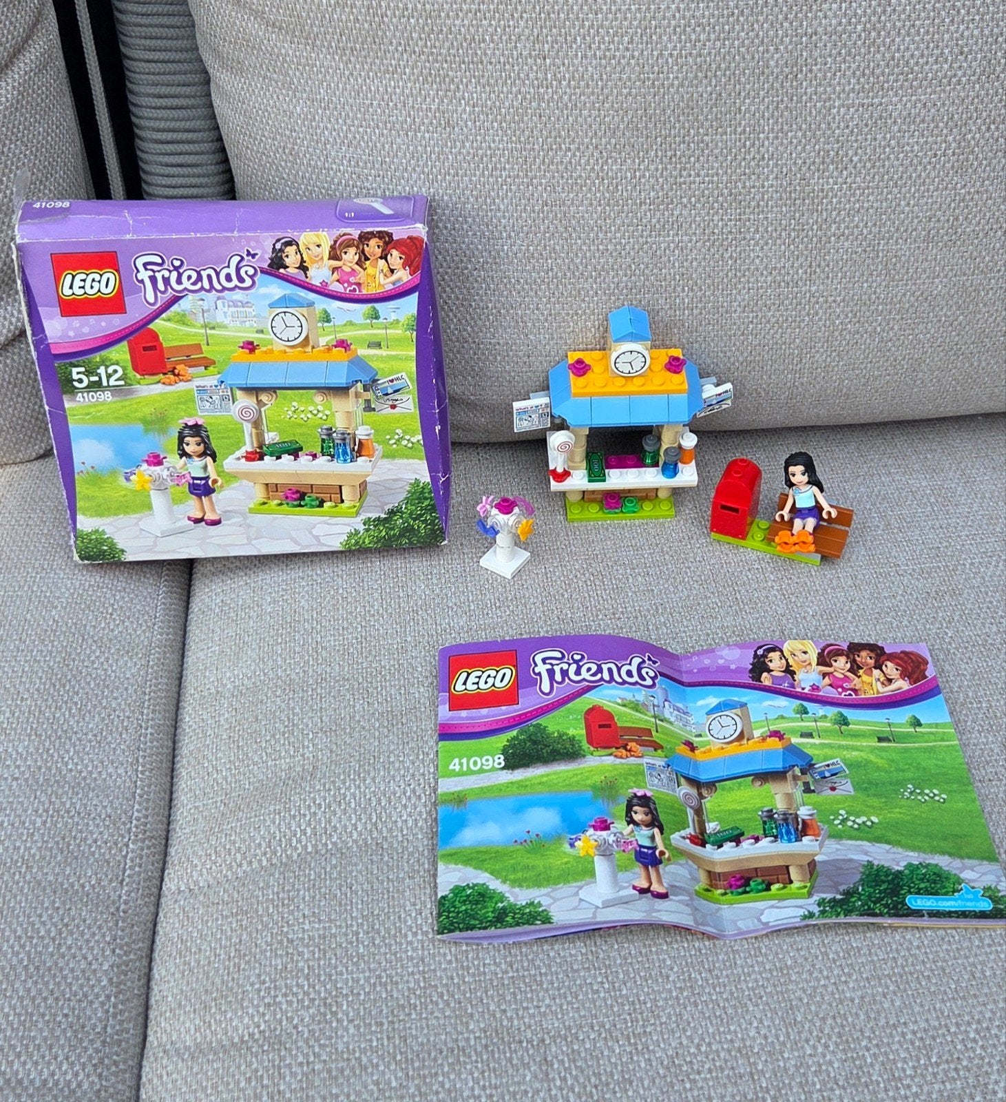 LEGO Friends - Emma’s Toeristenkiosk (41098), Gebruikt, Lego, Ophalen of Verzenden, Compleet