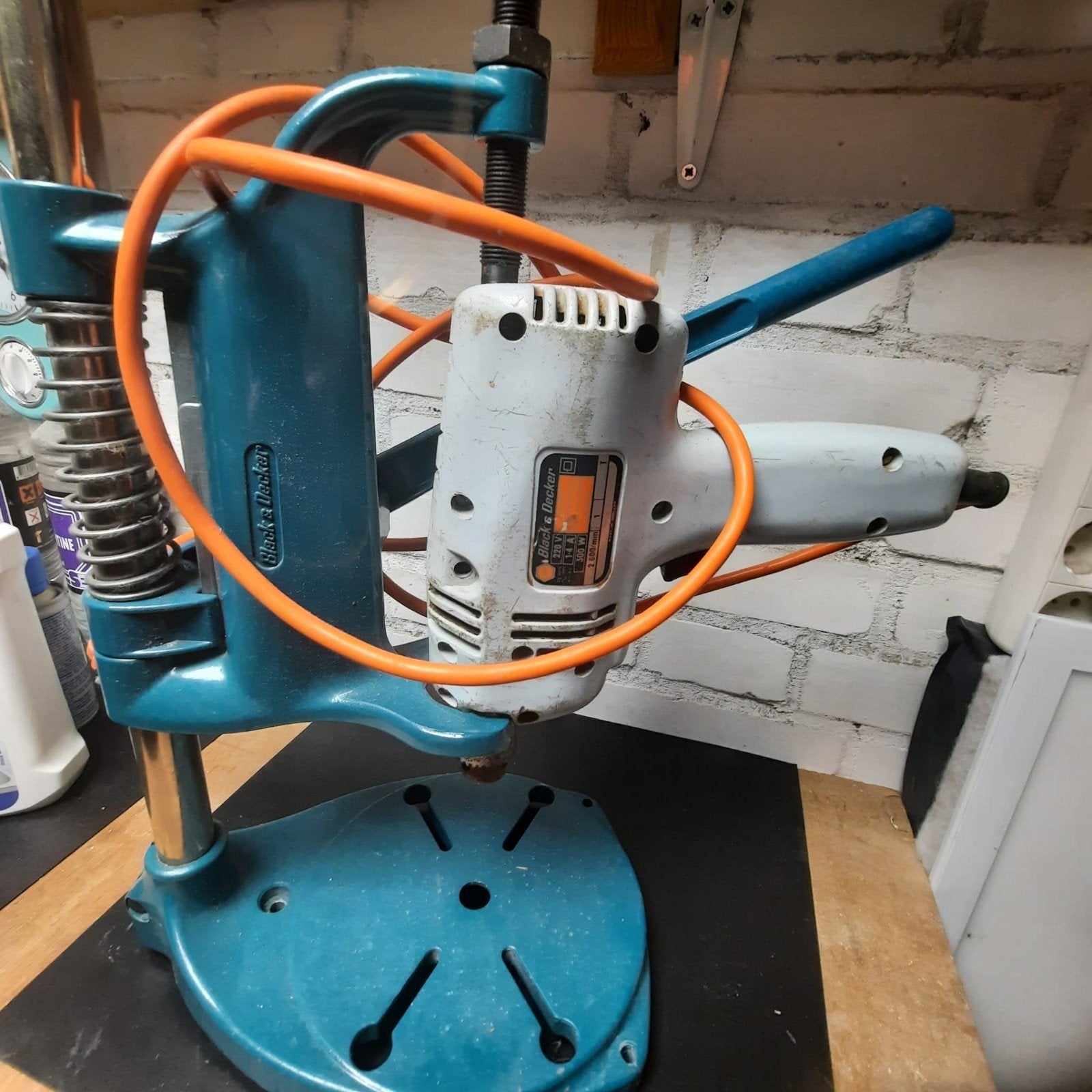 Vintage Black & Decker kolomboormachine, Ophalen of Verzenden, Gebruikt, Boormachine