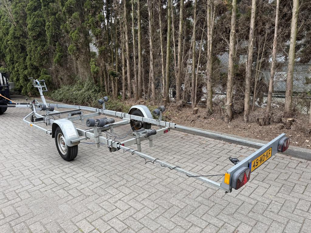 Mooie! 'KALF 1050KG' TRAILER Geremd Tender Sloep Consoleboot, Watersport en Boten, Boottrailers, Gebruikt