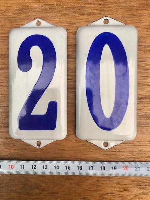 Antieke/Vintage Emaille Huisnummers 2 en 0, Ophalen of Verzenden