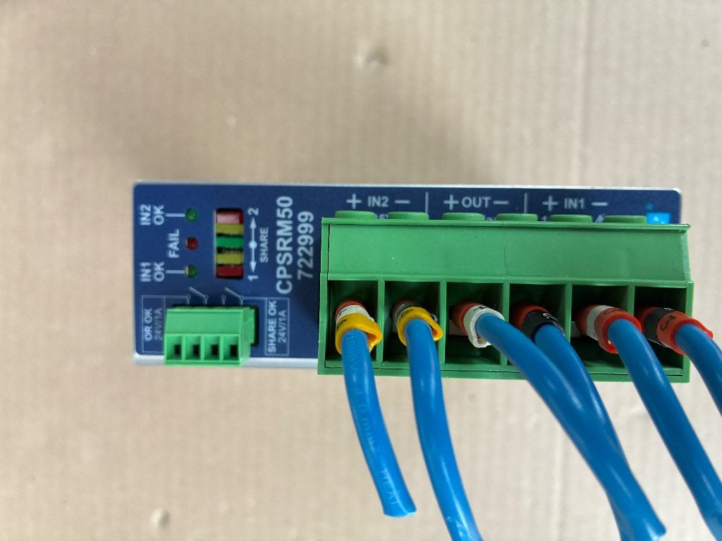 LUTZE CPSRM50 DC 24V-72V 50A PARALLEL/REDUNDANCY, Ophalen, Gebruikt