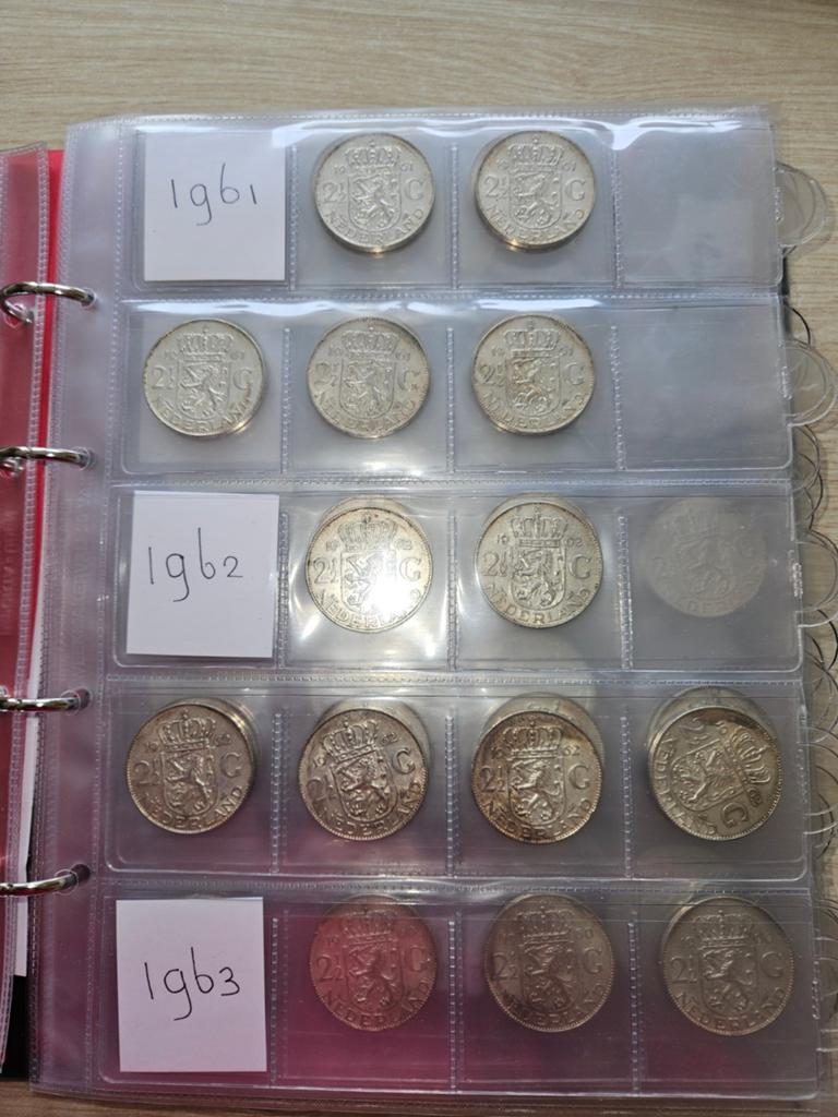 Te koop: 32 zilveren rijksdaalders, Ophalen of Verzenden, Koningin Juliana, 2½ gulden