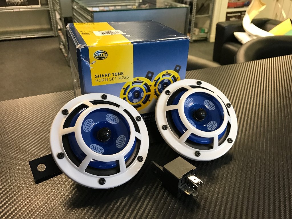 Hella Sharptone Claxon set (custom White wit), Auto diversen, Ophalen of Verzenden