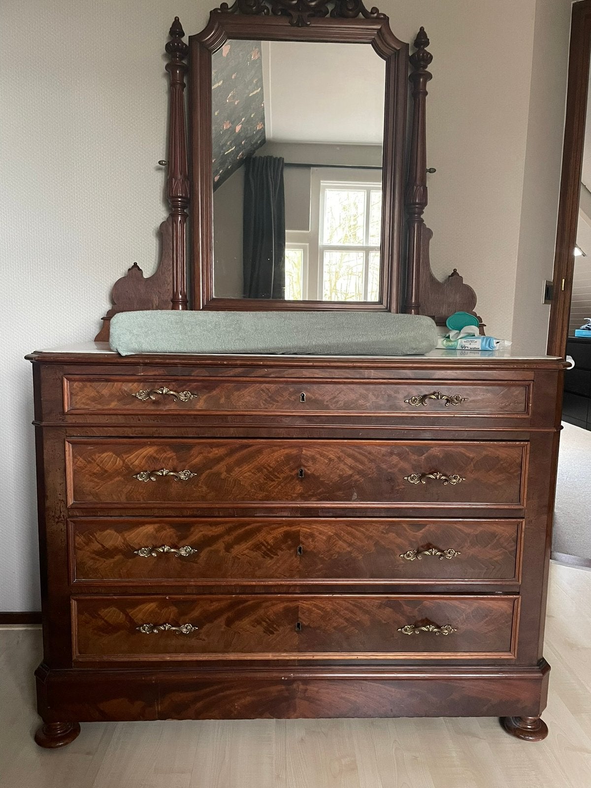 Antieke commode met spiegel, Ophalen, Gebruikt, 100 tot 150 cm, Klassiek