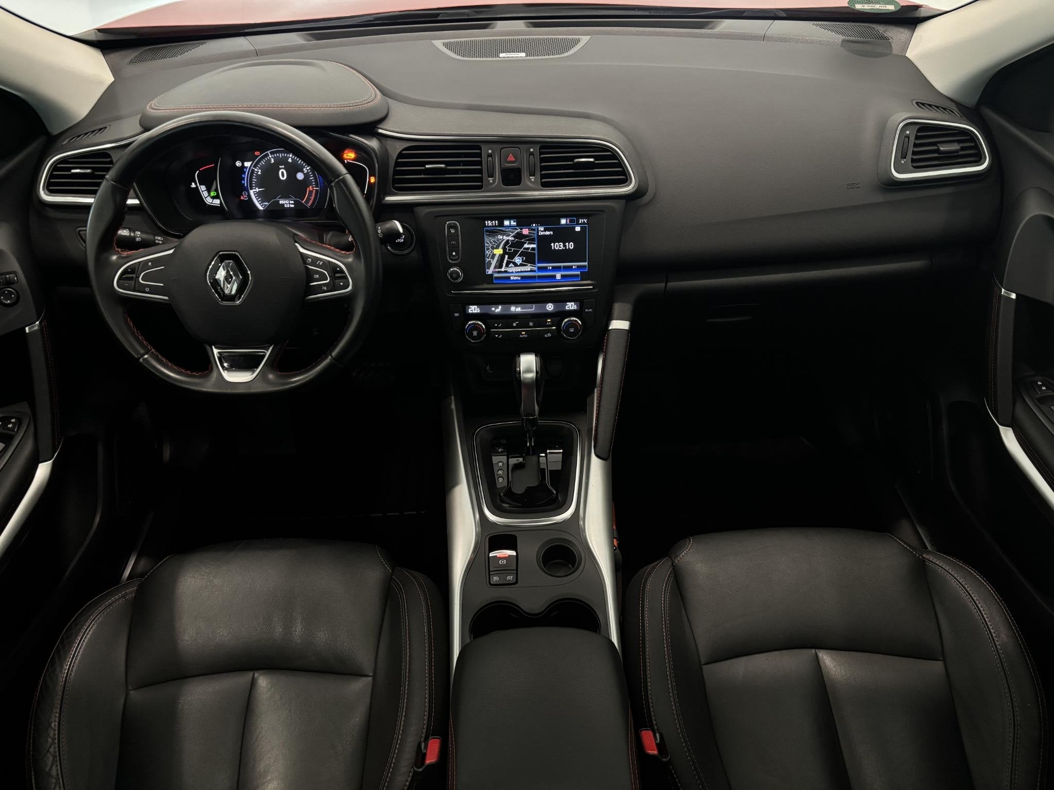 Renault Kadjar 1.2 TCe Extase | Trekhaak | Leder | Panoramad, Kadjar, Gebruikt, 4 cilinders, Met garantie (alle)