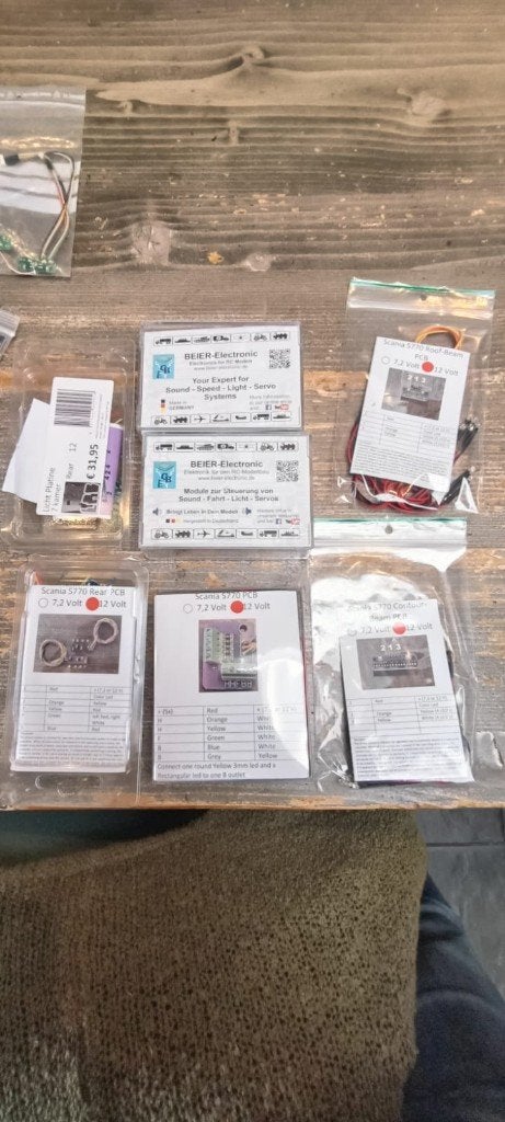 Beier complete set 12 volt., Elektro, Schaal 1:14, Ophalen of Verzenden, Zo goed als nieuw