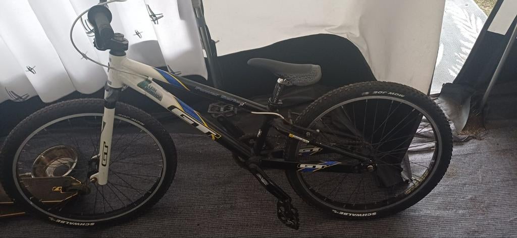 GT Power Series BMX/Trial fiets - Wit/Zwart, Ophalen, Gebruikt, Velgrem, 20 tot 24 inch