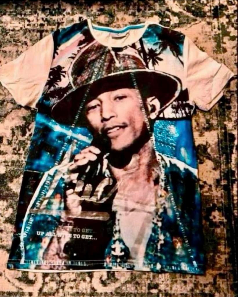 T-shirt Pharrell Williams, Ophalen of Verzenden, Zo goed als nieuw, Maat 48/50 (M), Overige kleuren