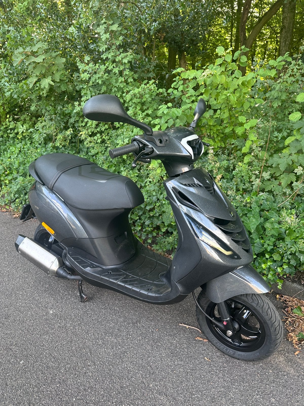 Piaggio zip, Fietsen en Brommers, Scooters | Piaggio, Ophalen, Benzine, 50 cc, Zip