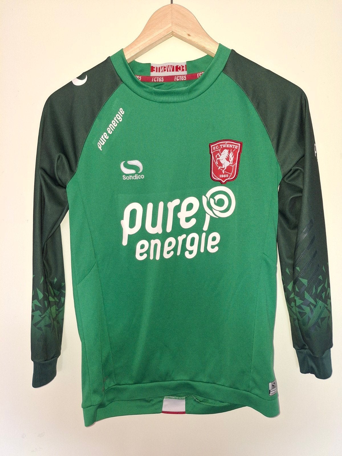 Fc Twente keepersshirt 2016-2017 met broekje maat shirt 152, Ophalen of Verzenden, Zo goed als nieuw, Shirt