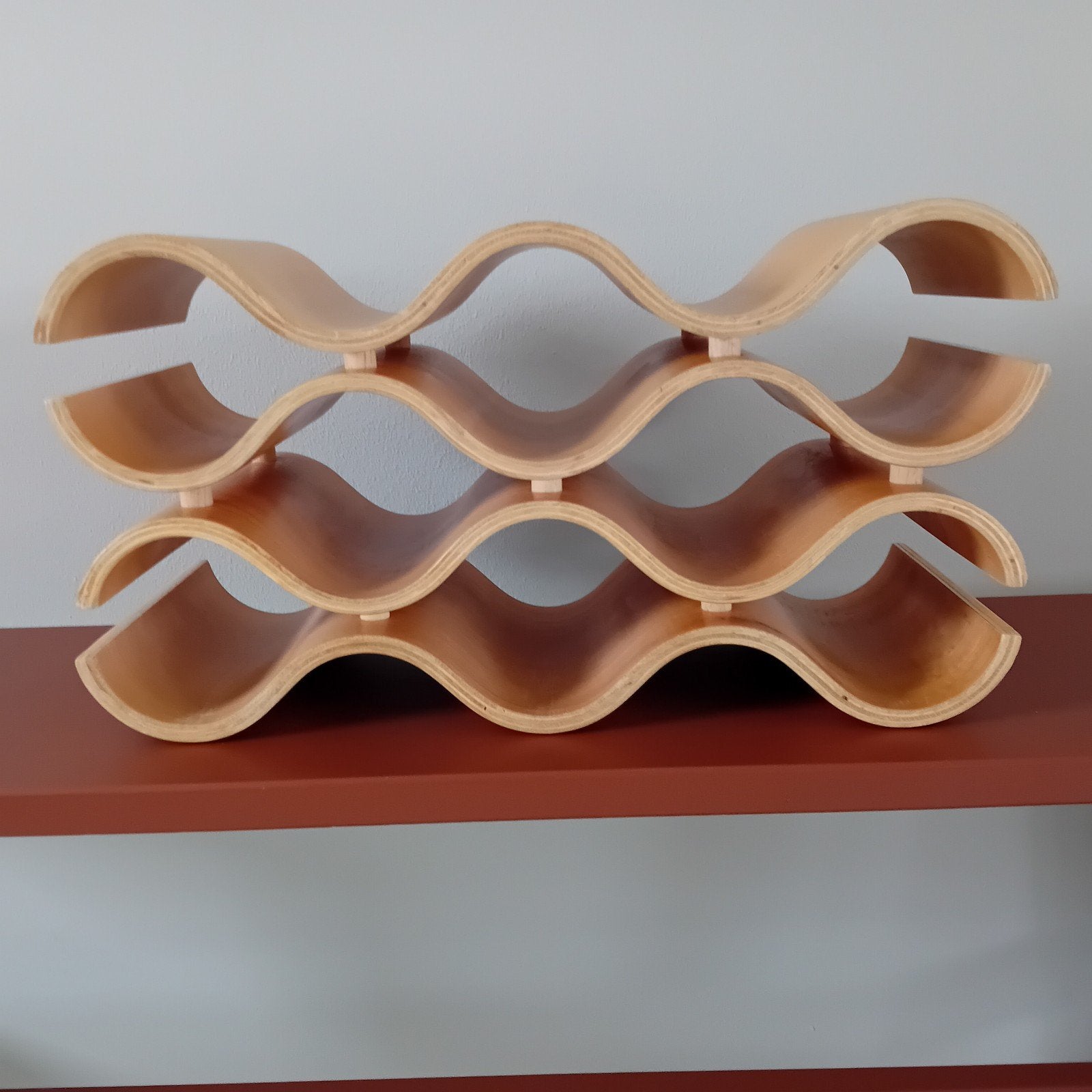 Zweeds design retro houten wijnrek, Ophalen of Verzenden, Gebruikt, Hout, Minder dan 50 cm