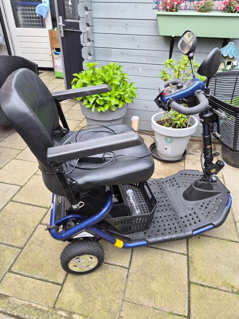 Inklapbare scootmobiel, Diversen, Brommobielen en Scootmobielen, Ophalen of Verzenden, Invacare, 10 km/u of minder