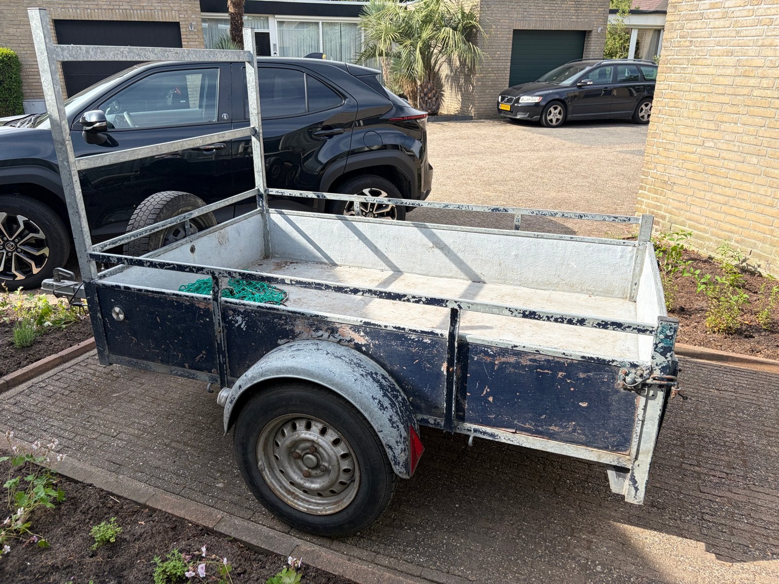 Aanhanger met polyester laadbak en reservewiel, Auto diversen, Ophalen, Gebruikt