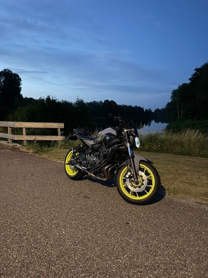 Yamaha MT-07, Motoren, 2 cilinders, Sportuitlaat, Gebruikt, Particulier