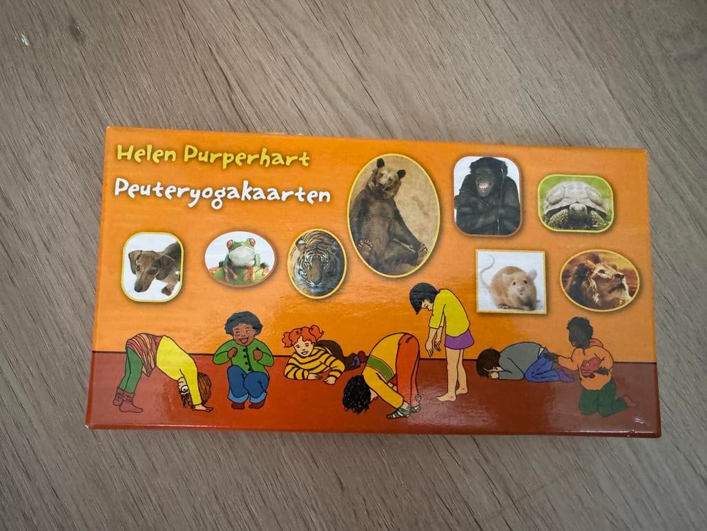 Peuteryogakaarten Helen Purperhart - Dierenyoga voor kids, Ophalen of Verzenden, Zo goed als nieuw
