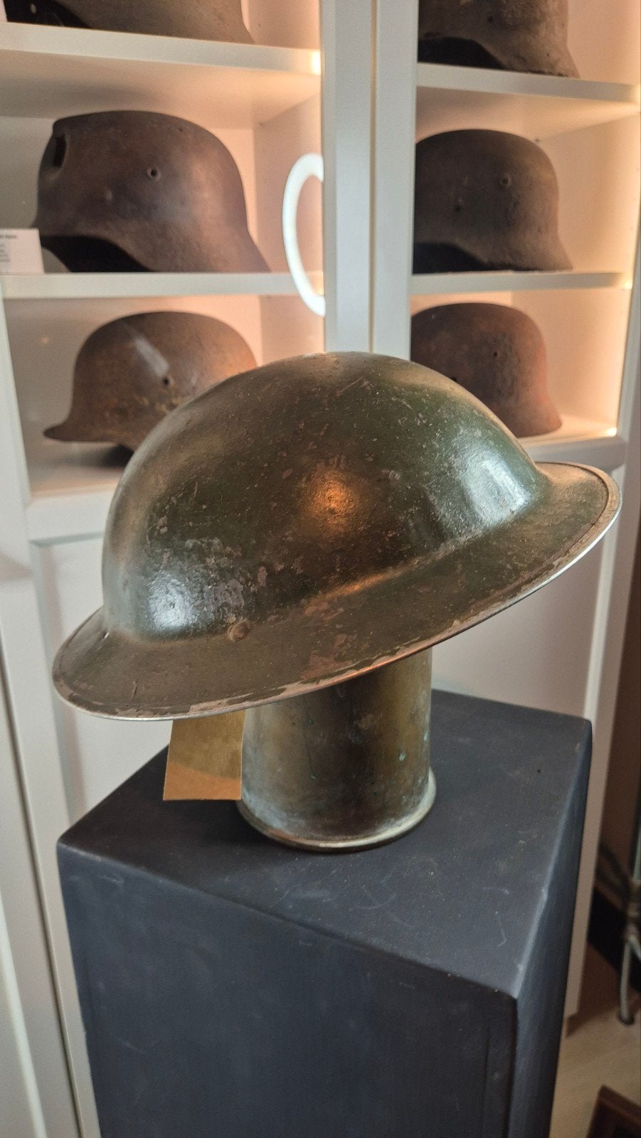 Britse MK2 Brodie Helm WO2 - Zuid Afrika Campagne 1940/43, Ophalen of Verzenden, Landmacht, Engeland, Helm of Baret