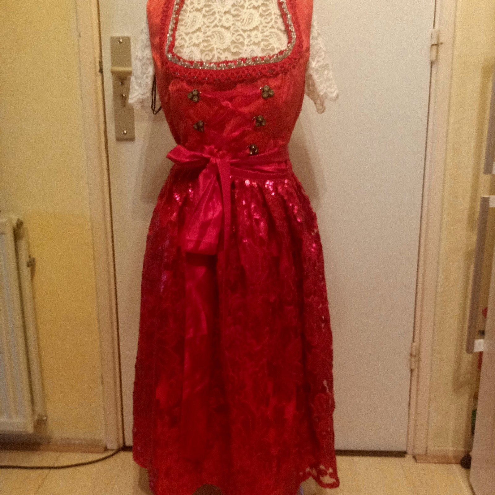Dirndl Bonprix, Kleding | Dames, Bonprix, Maat 42/44 (L), Nieuw, Ophalen of Verzenden