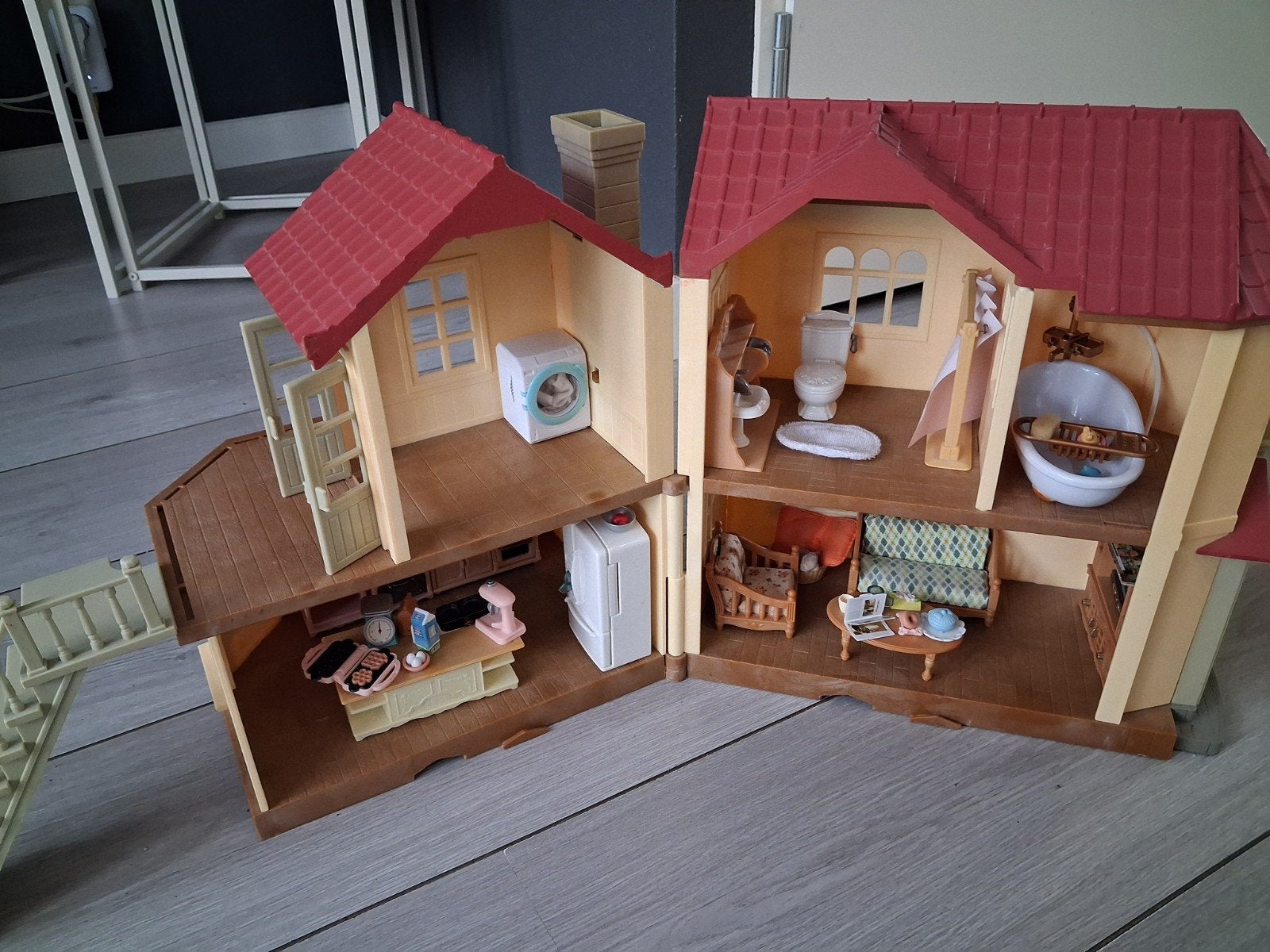 Sylvanian Families Poppenhuis met Meubels, Kinderen en Baby's, Ophalen, Gebruikt, Poppenhuis