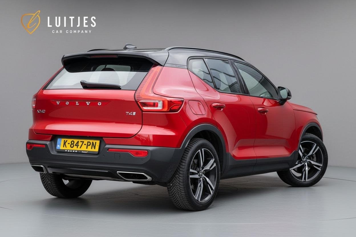 Volvo XC40 T4 2.0 190pk R-Design Trekhaak|Camera|ACC|Carplay, Auto's, Dealer onderhouden, 15 km/l, Euro 6, 1969 cc