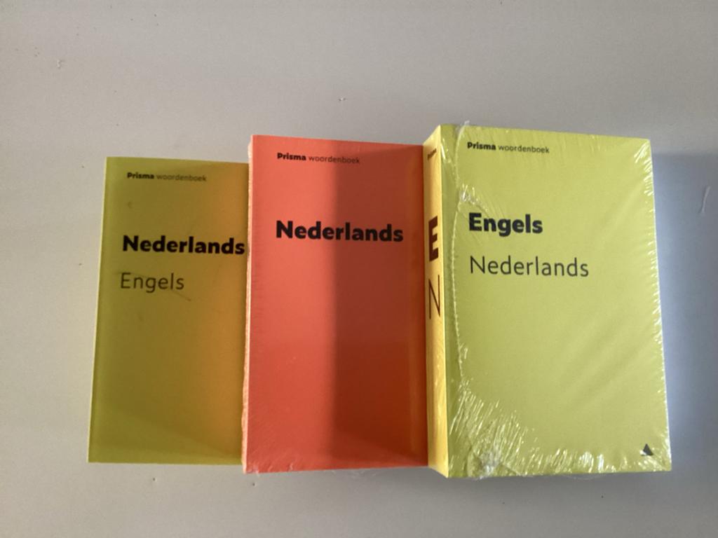 Prisma Woordenboeken bieden vanaf 5 euro, Boeken, Ophalen of Verzenden, Zo goed als nieuw, Prisma of Spectrum, Nederlands