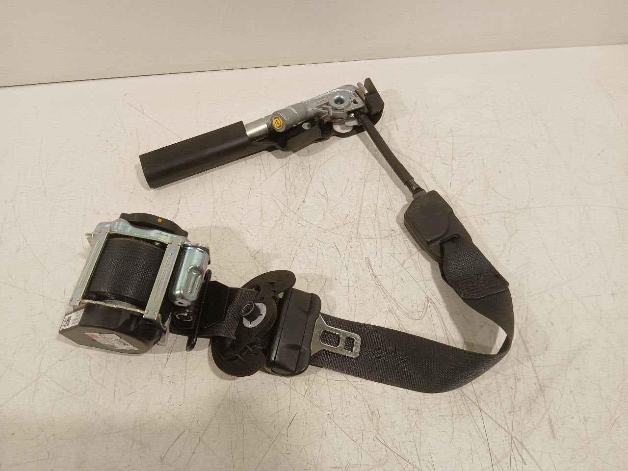 Veiligheidsgordel links voor Renault Clio, Auto-onderdelen, Interieur en Bekleding, Onderdelen@venauto.nl, Van der Ven Autorecycling B.V.