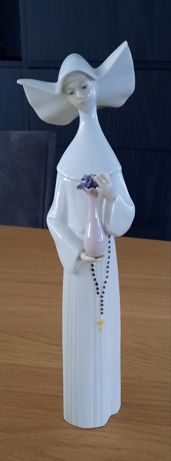 Lladro beeldje non, Ophalen of Verzenden, Zo goed als nieuw