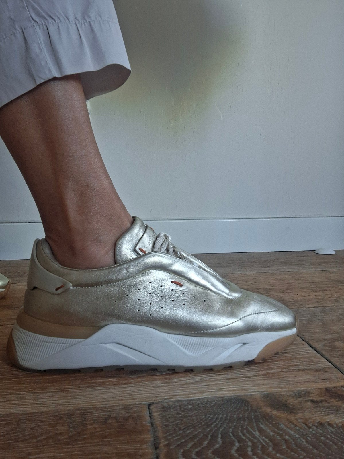 Santoni sneakers goudkleurig maat 36, Overige kleuren, Ophalen of Verzenden, Sneakers of Gympen, Santoni