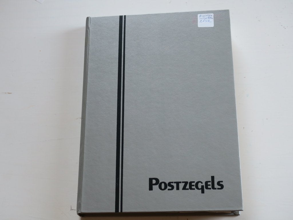 2652 Postzegels wereld, nederland, luxemburg, engeland, Postzegels en Munten, Postzegels | Volle albums en Verzamelingen, Ophalen of Verzenden