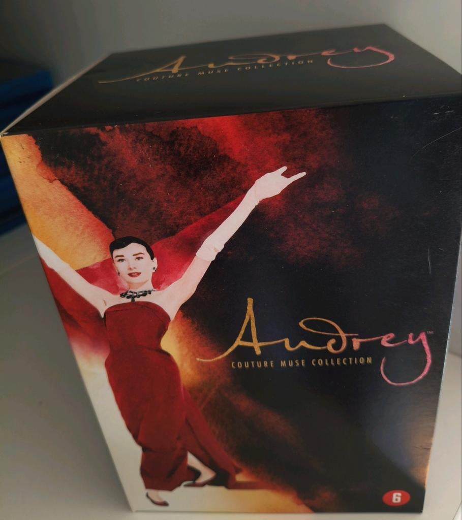 Audrey Hepburn Collection - 8DVD Boxset NL uitgave, Cd's en Dvd's, Alle leeftijden, Ophalen, 1940 tot 1960, Zo goed als nieuw