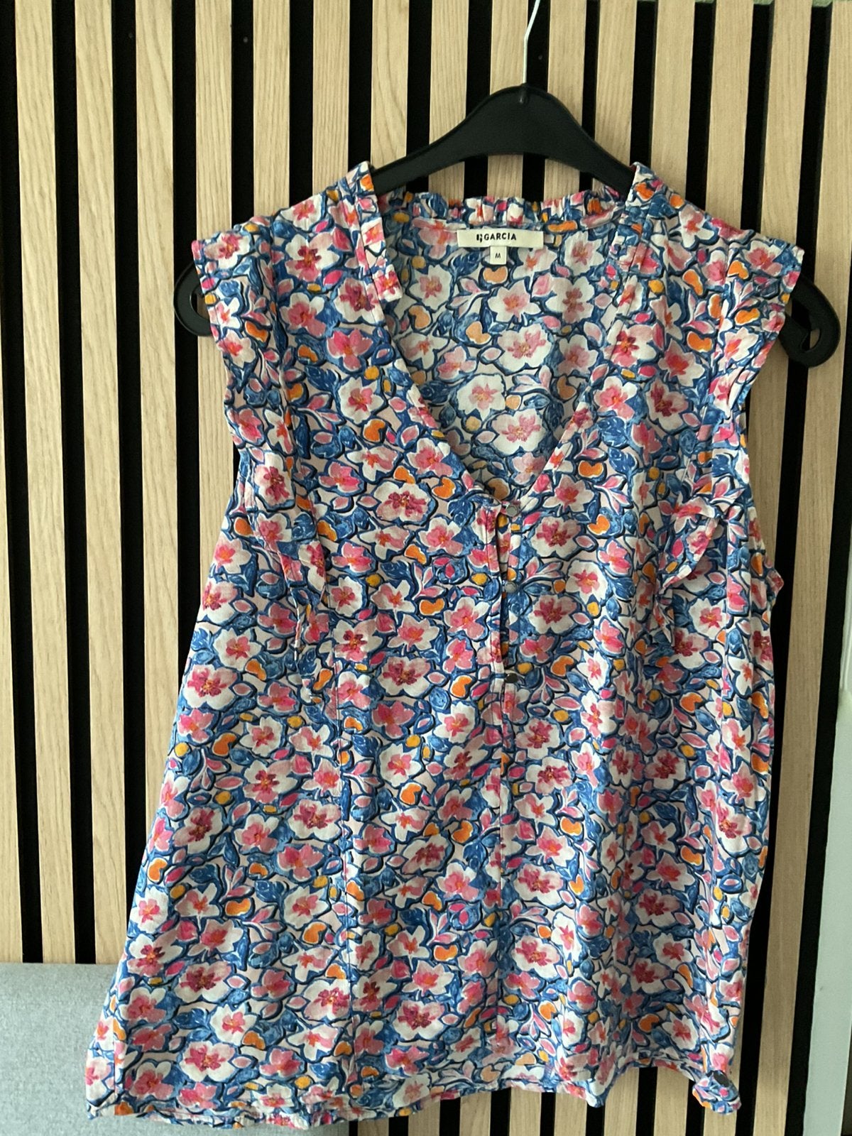 Mouwloze dames top/blouse van Garcia maat M, Ophalen of Verzenden, Zo goed als nieuw, Maat 38/40 (M), Zonder mouw