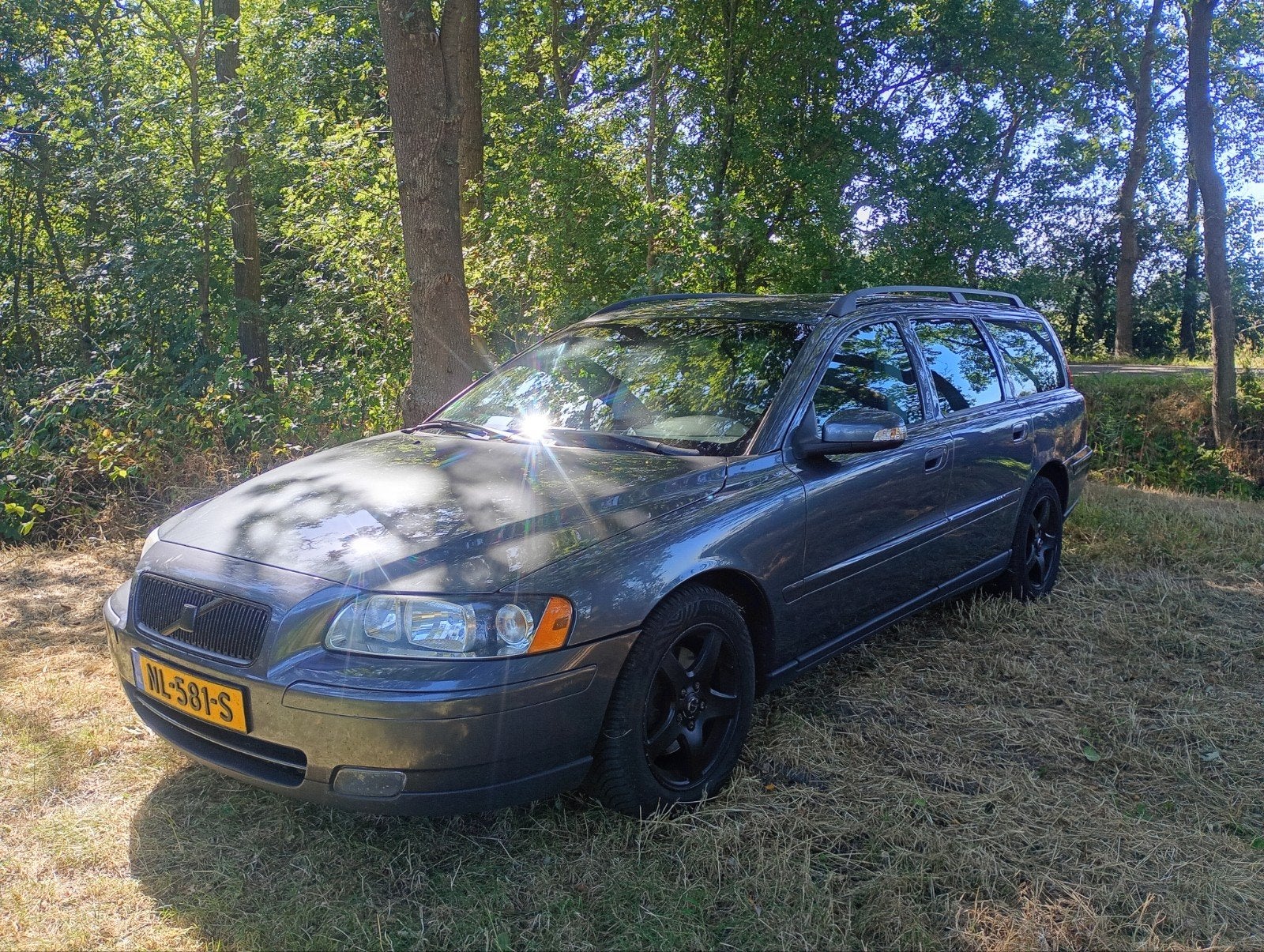 Volvo V70 2.4 D 2007 Grijs, Voorwielaandrijving, 15 km/l, 1800 kg, Stationwagon