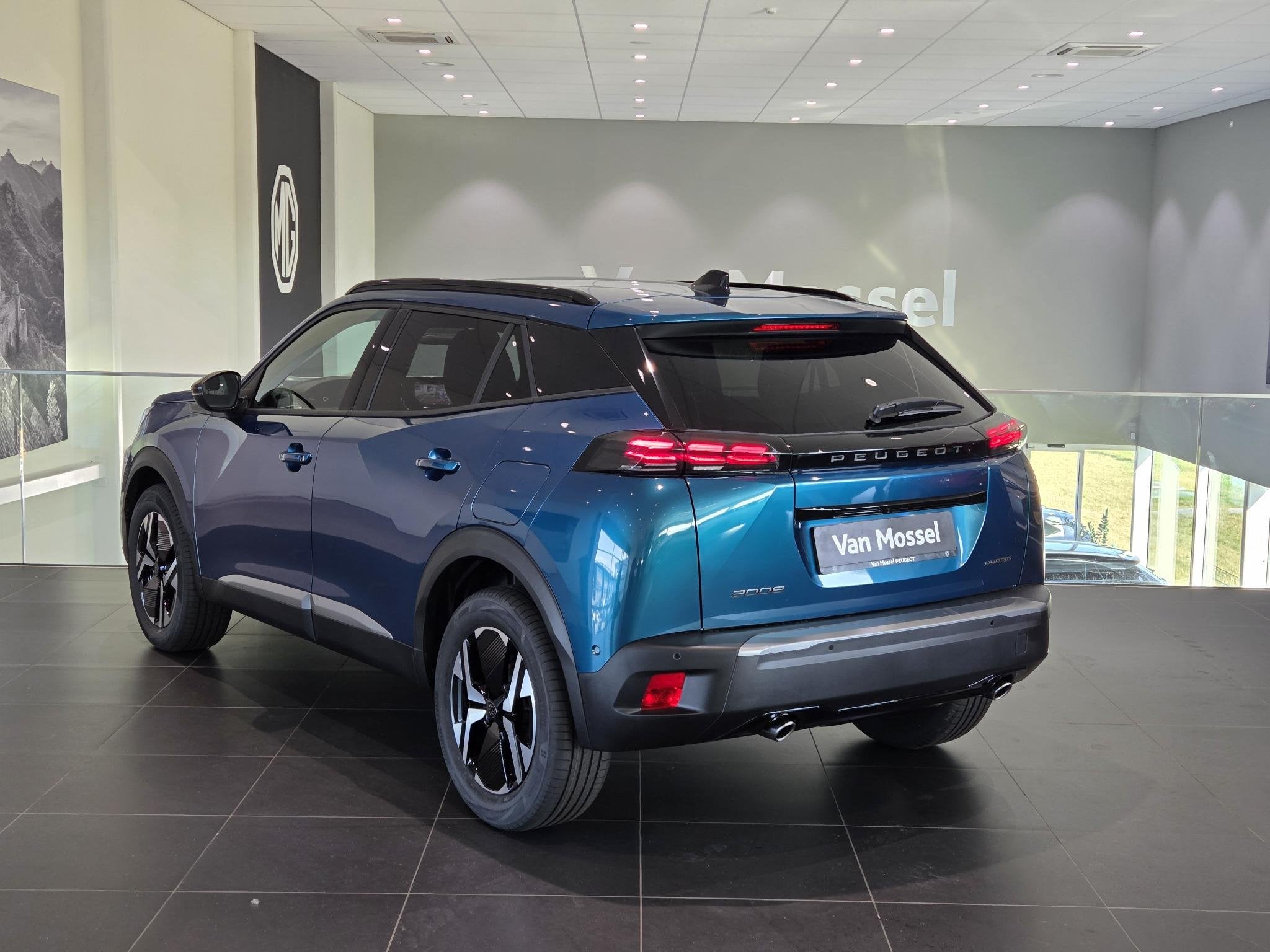 Peugeot 2008 1.2 Hybrid 136 Allure | Adaptive cruise control, 136 pk, Euro 6, 1199 cc, Blauw