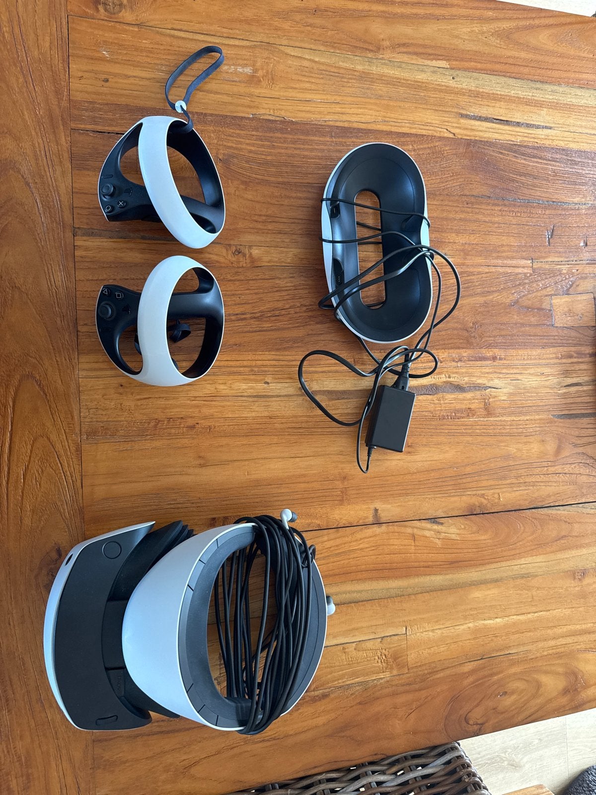 Sony PlayStation 5 PSVR 2 + Oplaadstation, Ophalen, Zo goed als nieuw, Virtual Reality