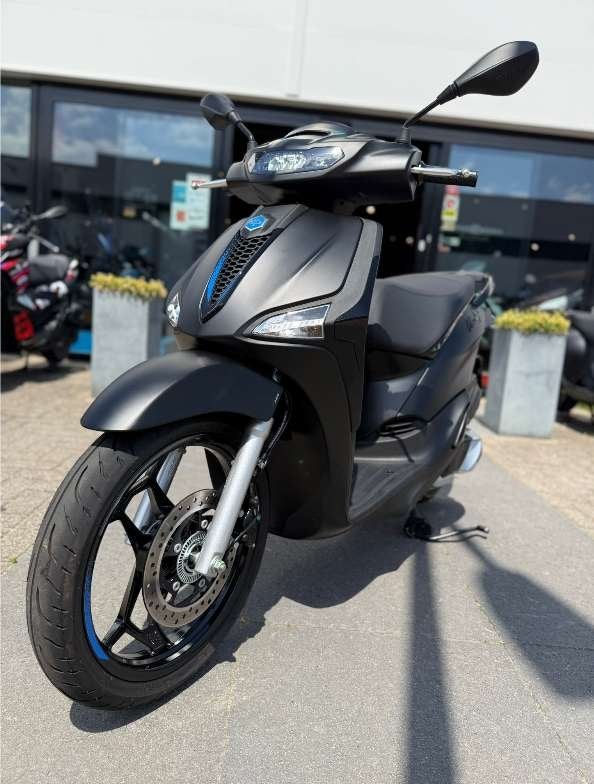 Piaggio Liberty S 125cc, Niet ingevuld, Scooter, Occasion, Bedrijf