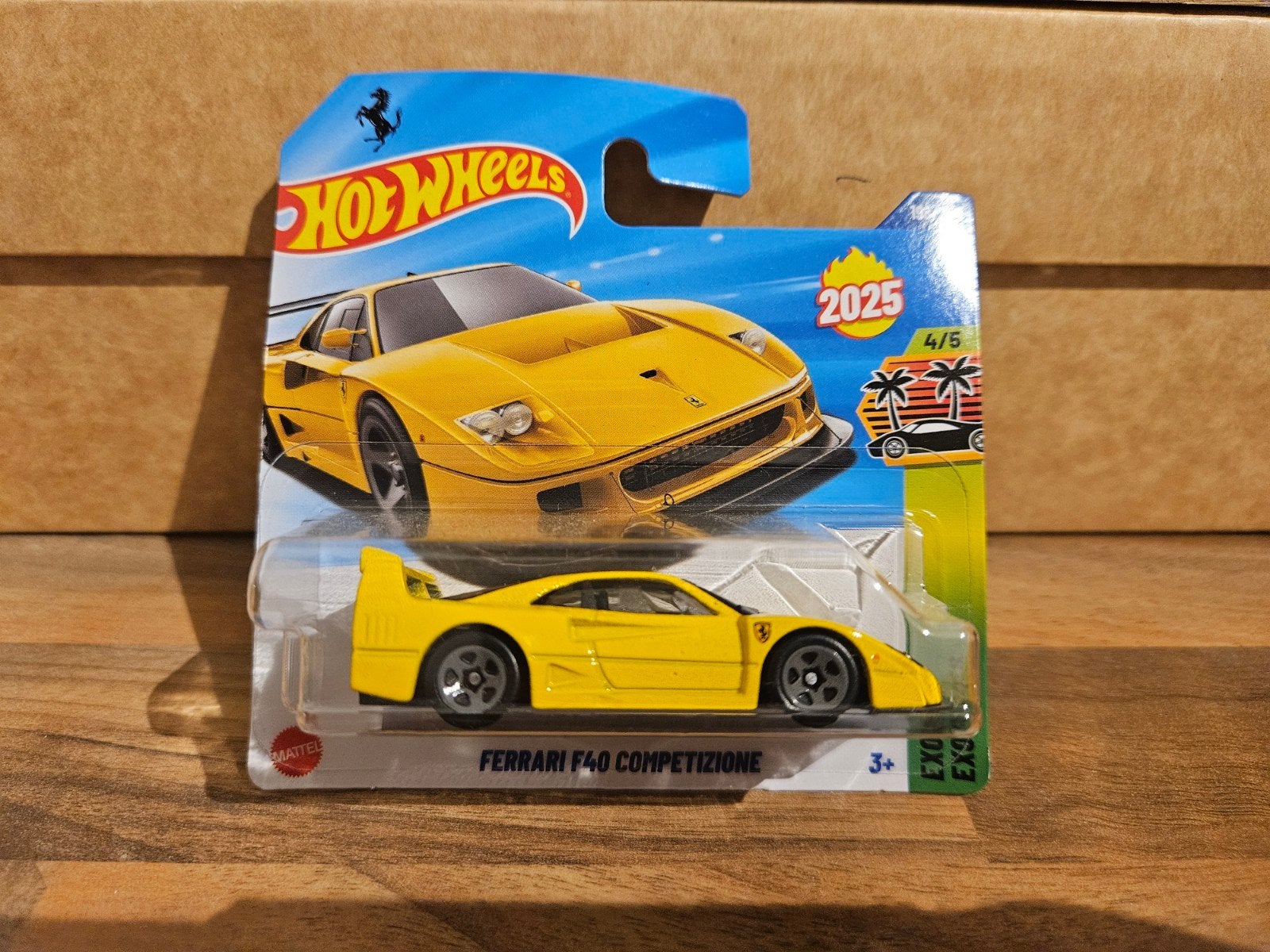 Hotwheels Hot Wheels Ferrari F40 Competizione Geel in OVP, Ophalen of Verzenden, Zo goed als nieuw, Auto