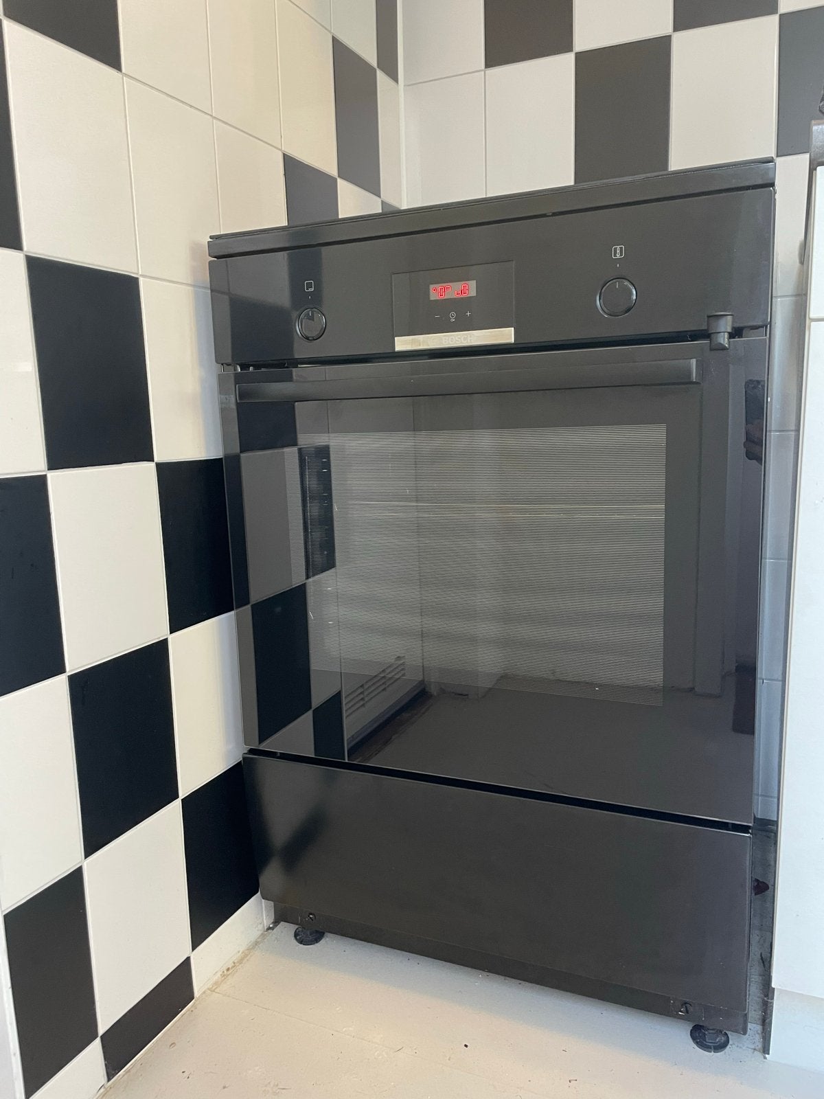Z.g.a.n! Bosch Fornuis met Inductiekookplaat en Oven, Ophalen, Hete lucht, 60 cm of meer, 4 kookzones