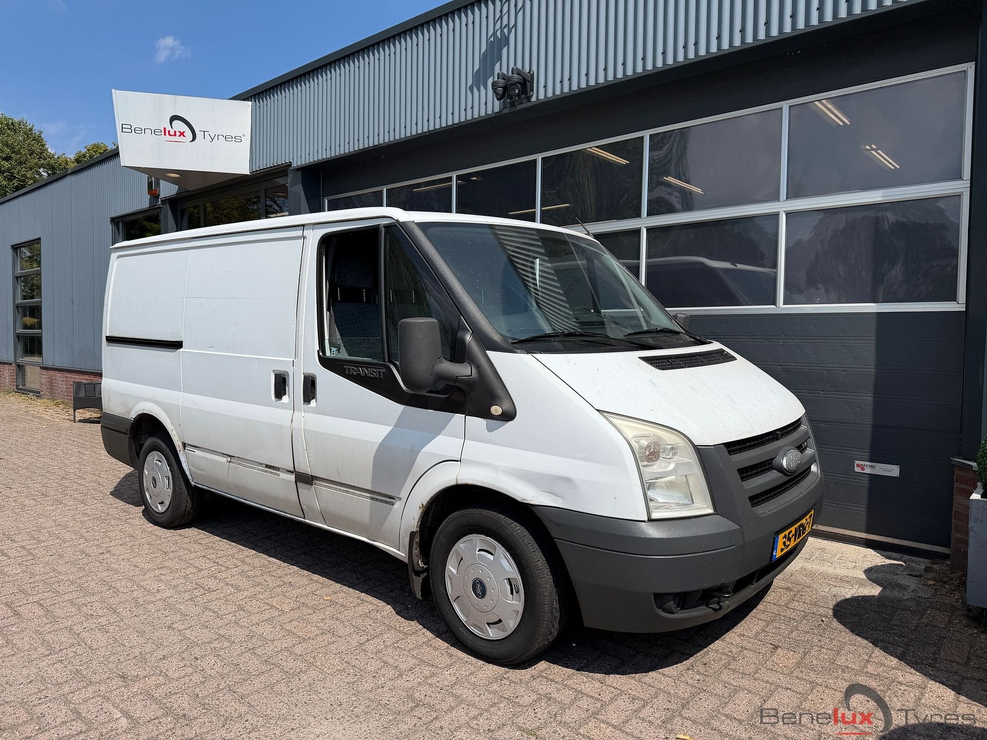 Ford  Transit 260S 2.2 TDCI VAN Cargo BTW, Auto's, Bestelauto's, Wit, Bedrijf, Ford, Te koop