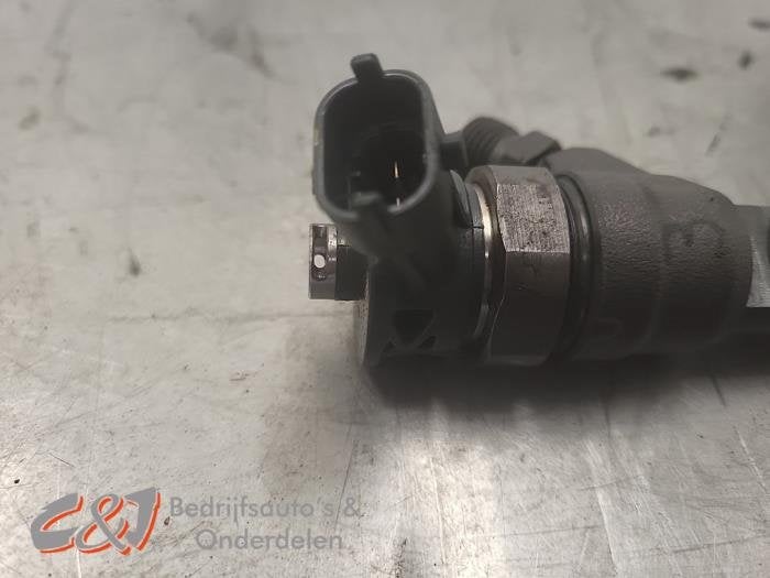 Verstuiver (diesel) van een Mercedes Vito, Auto-onderdelen, Brandstofsystemen, Gebruikt, -, Ophalen of Verzenden, -